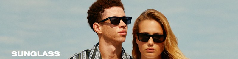 �T���O���X�u�����h�yMessyWeekend�z���T�C�g